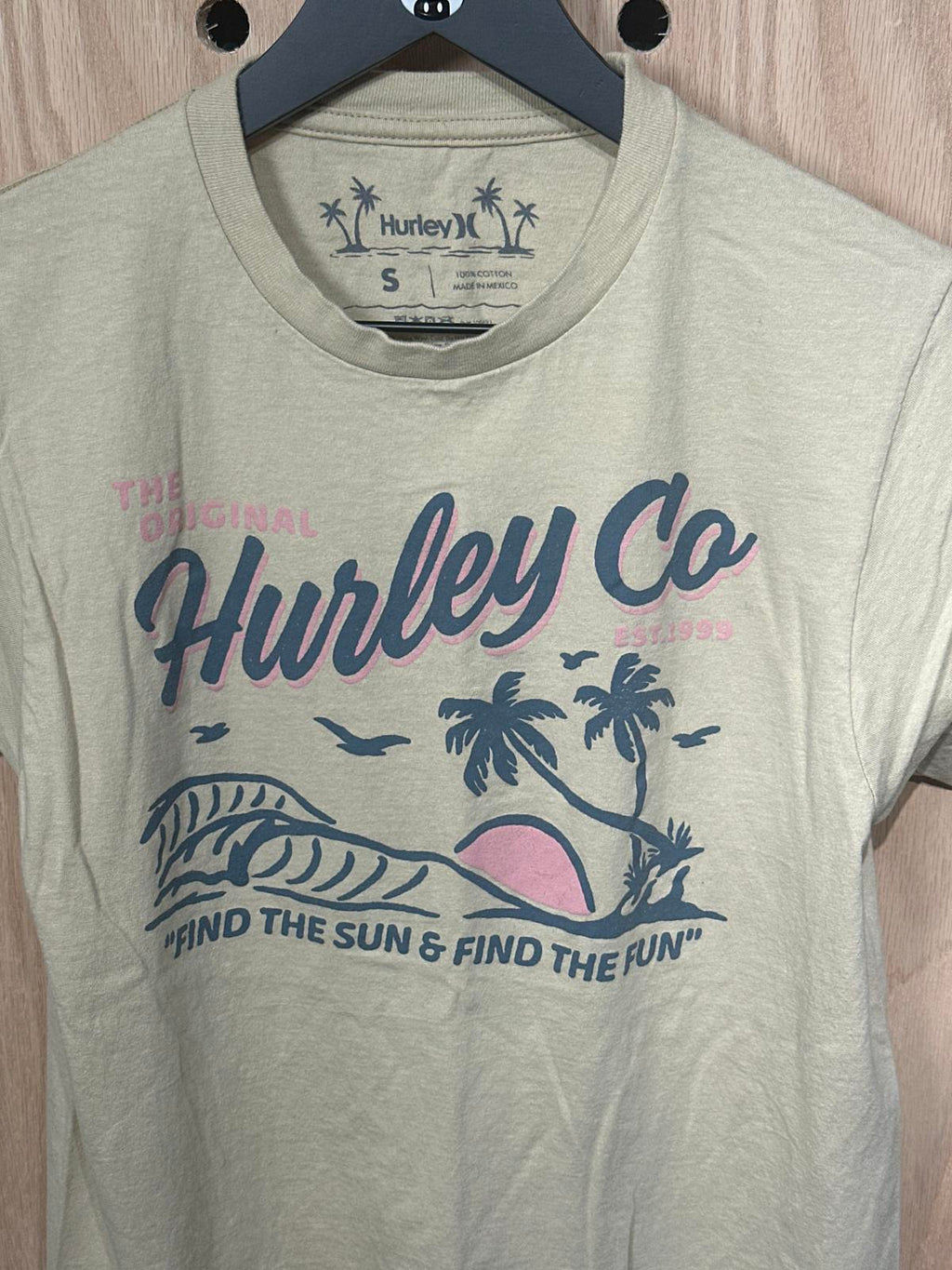 Hurley Co Men's Graphic T-Shirt Size Small