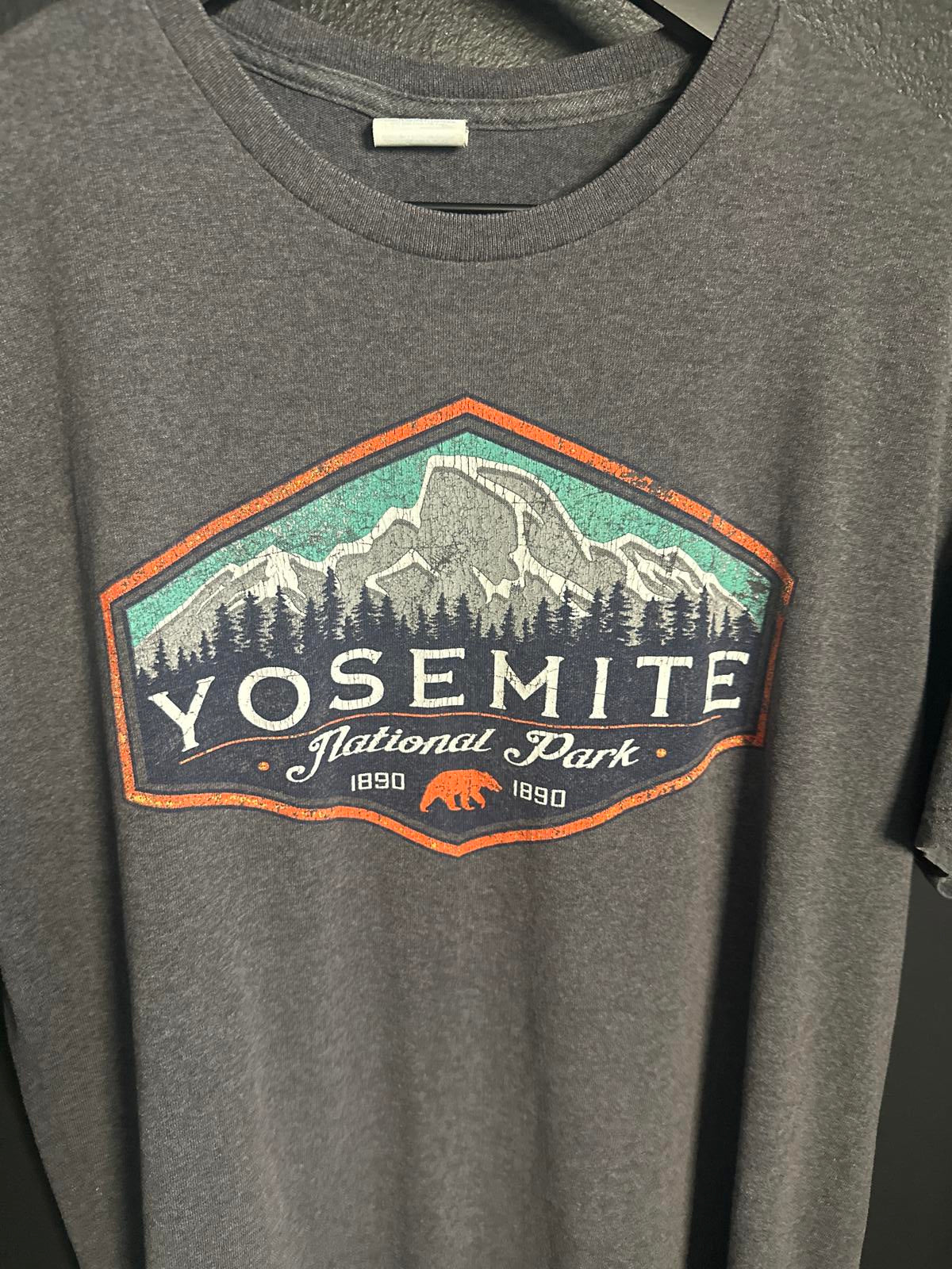 Men's Yosemite National Park Graphic T-Shirt