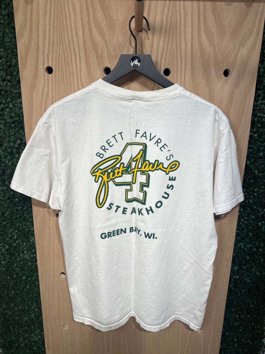 Vintage Fruit of the Loom Heavy Cotton Brett Favre Steakhouse T-Shirt