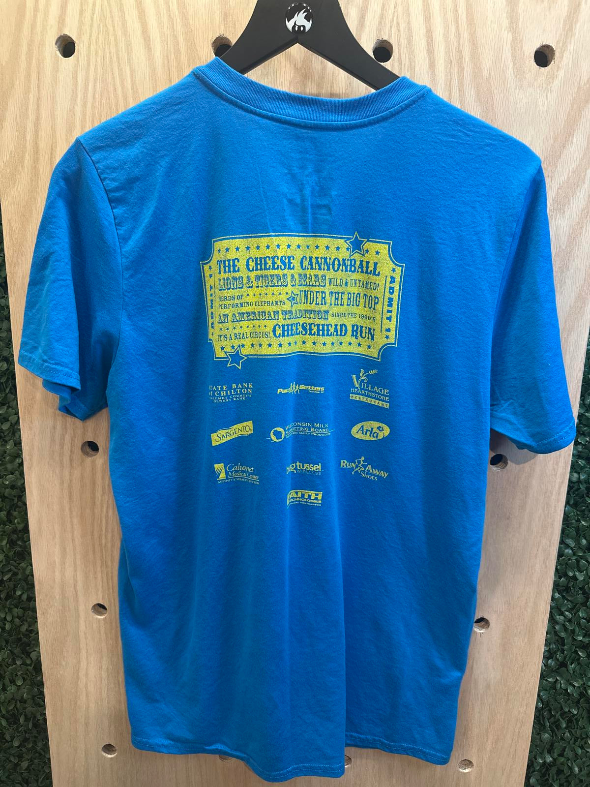 Gildan Blue Graphic T-Shirt - The Greatest Race on Earth Cheeshead Run