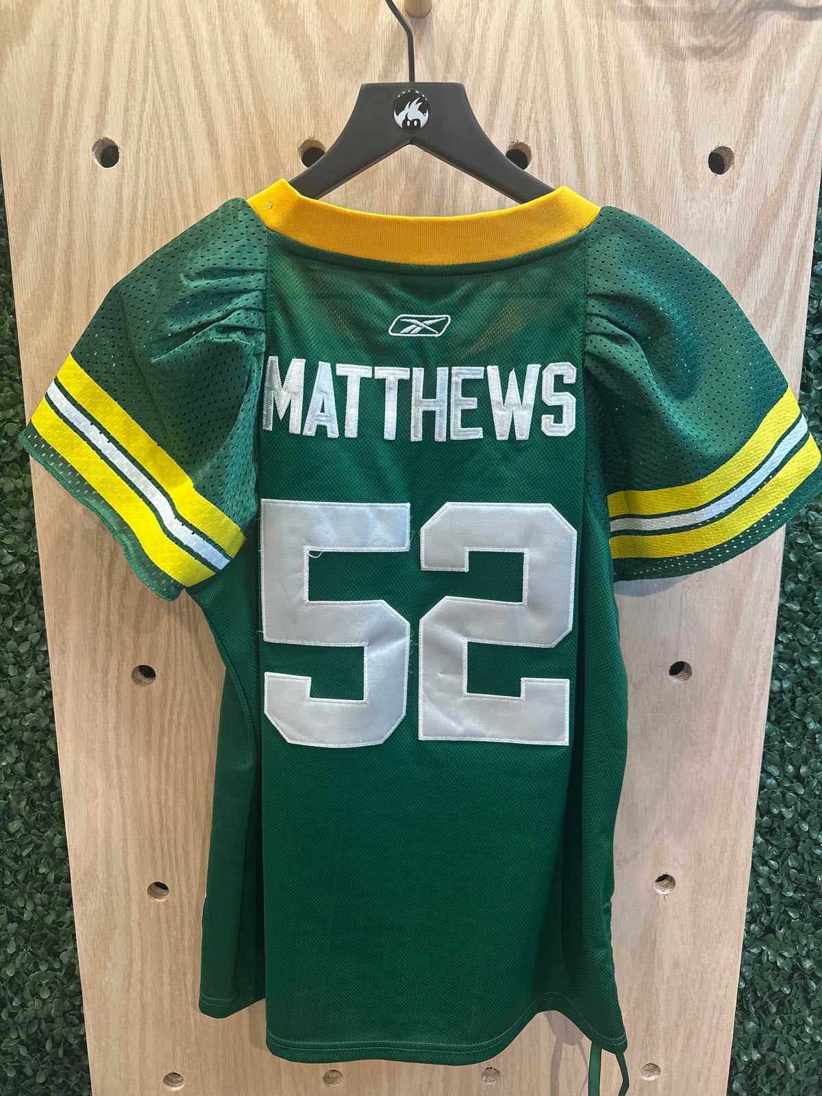 NFL Team Reebok Women's Green Bay Packers #52 Matthews Jersey